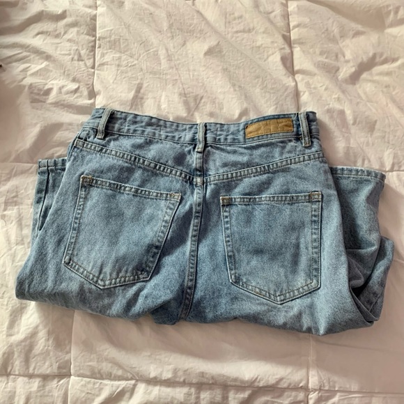 Cotton On Ripped Mom Jeans size USA 6 - Picture 6 of 7